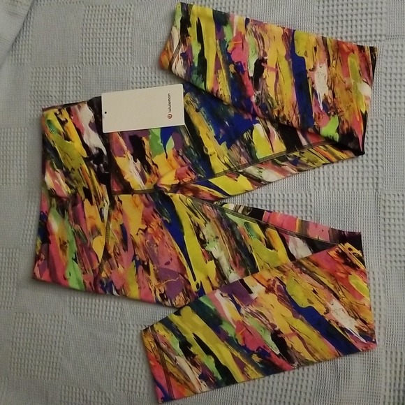 NWT Lululemon Wunder Train HR Tight 25" - Picture 2 of 5